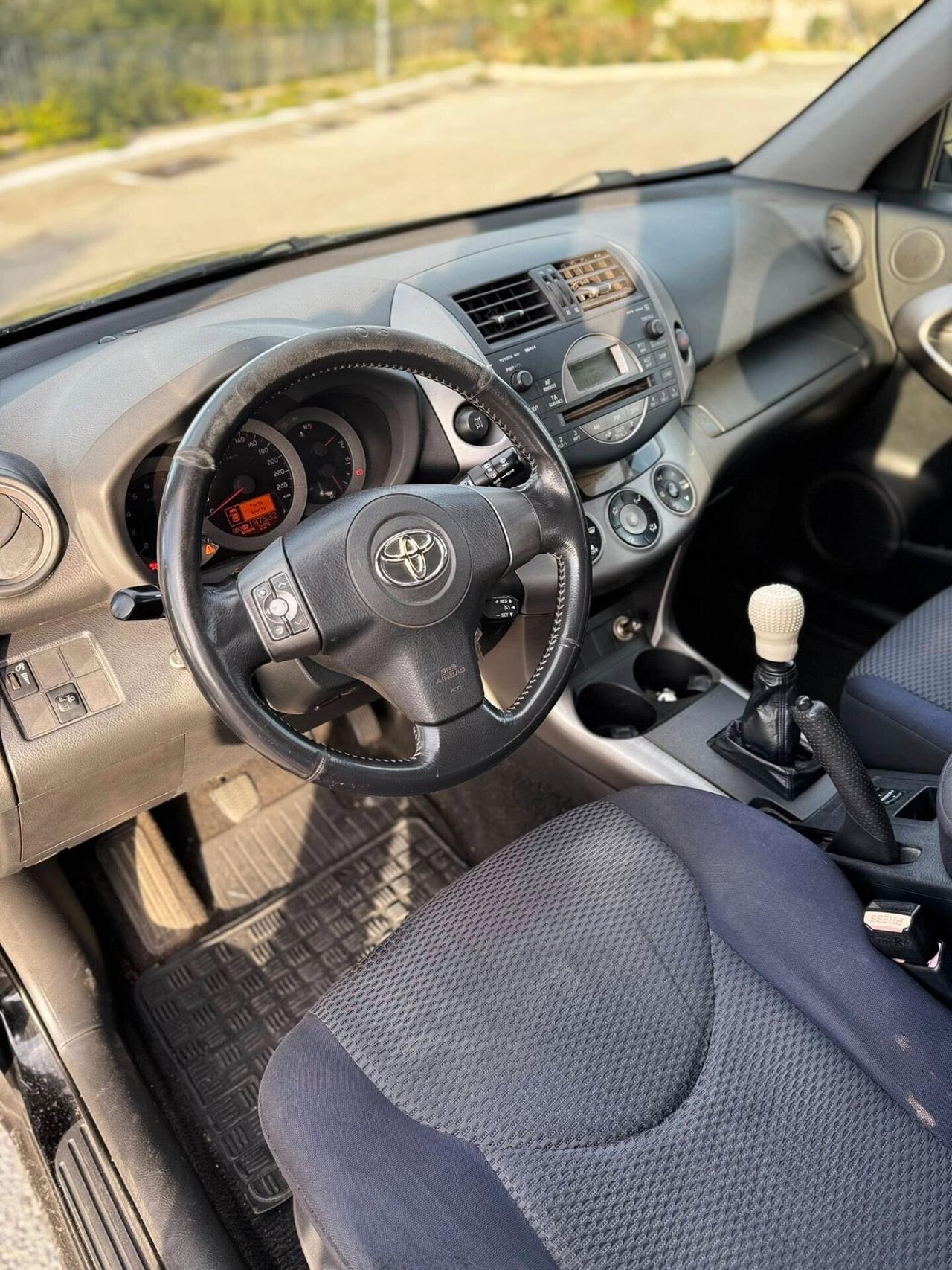 Toyota RAV 4 RAV4 2.2 D-4D 136 CV Luxury