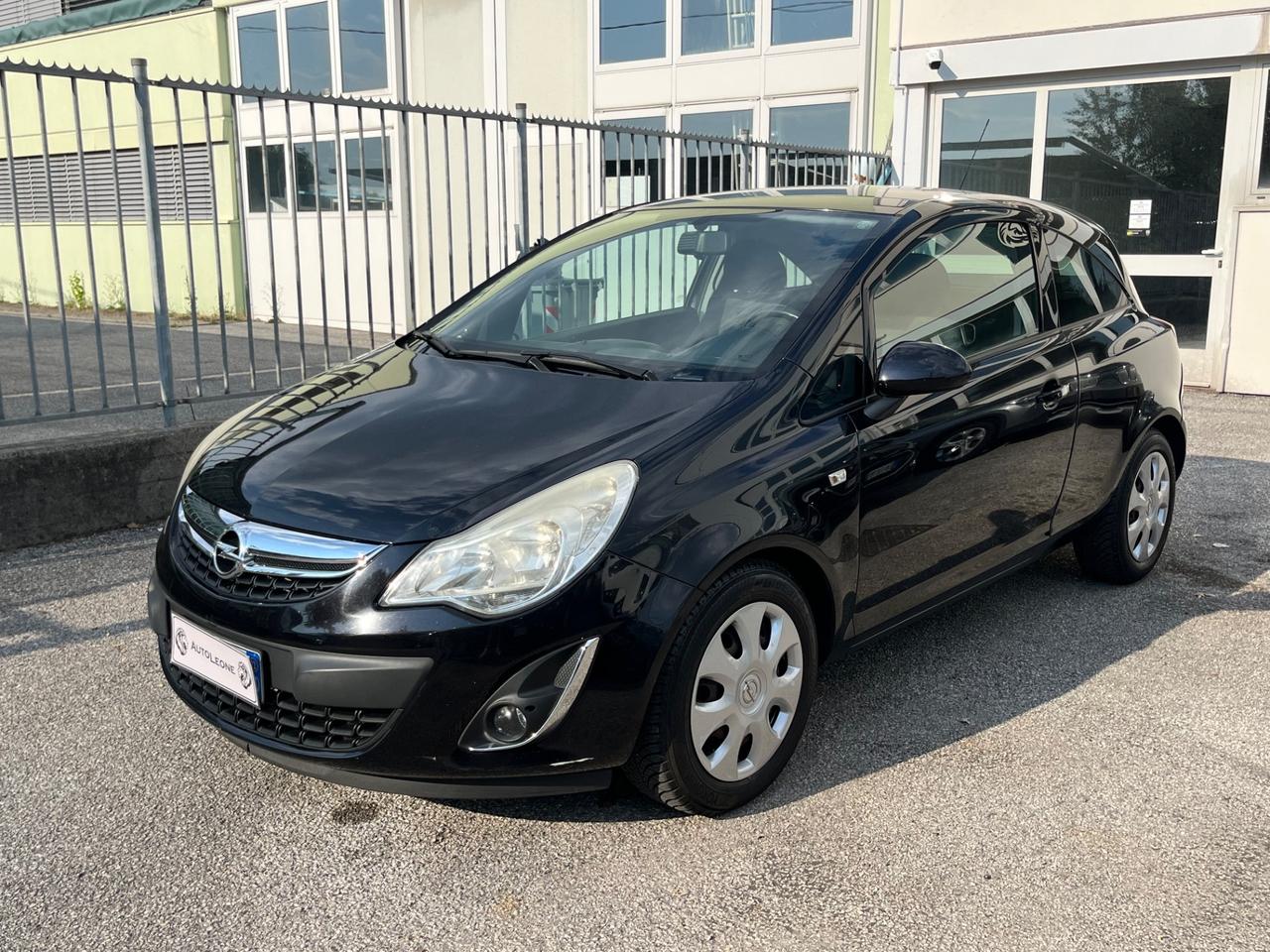 Opel Corsa 1.2 3 porte CATENA FATTA - OK NEOPATENTI
