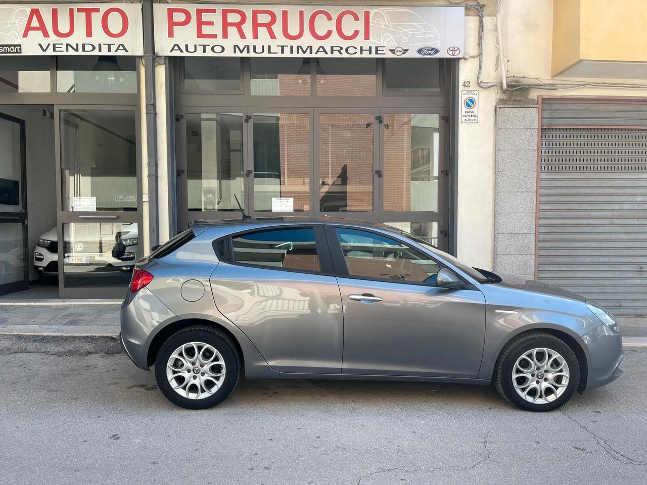 Alfa Romeo Giulietta 1.6 JTDm TCT 120 CV Business