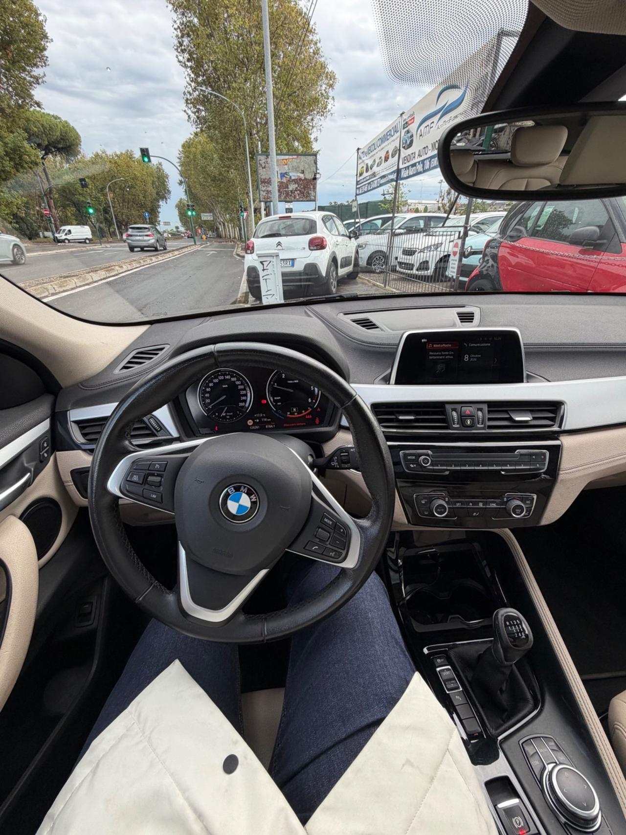 Bmw X2 sDrive18d Business Tetto Cambio Manuale Pelle Pack luci