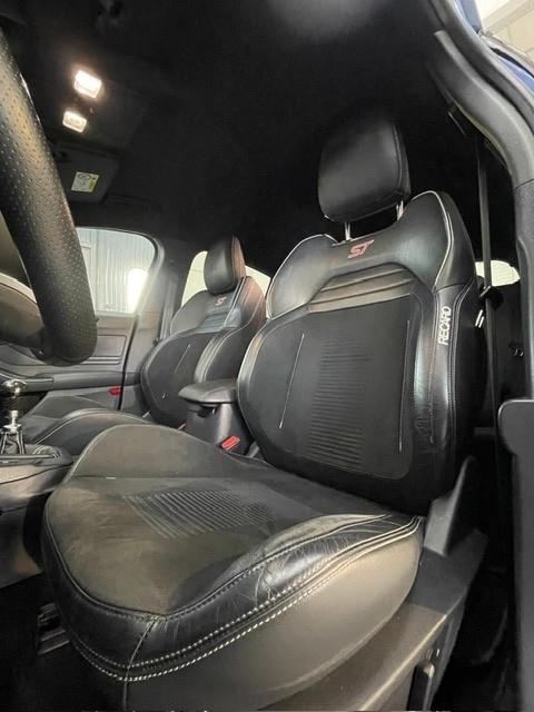 Ford Focus 2.3 EcoBoost 280 CV 5p. ST