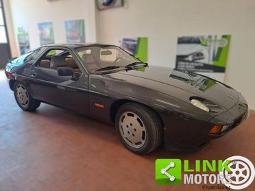 PORSCHE 928 S