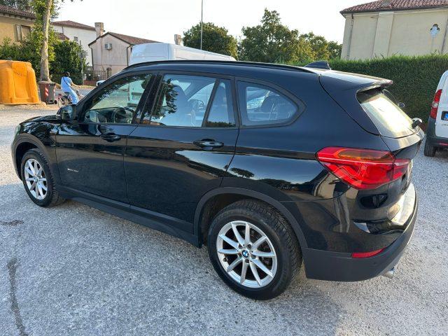 BMW X1 sDrive16d Business