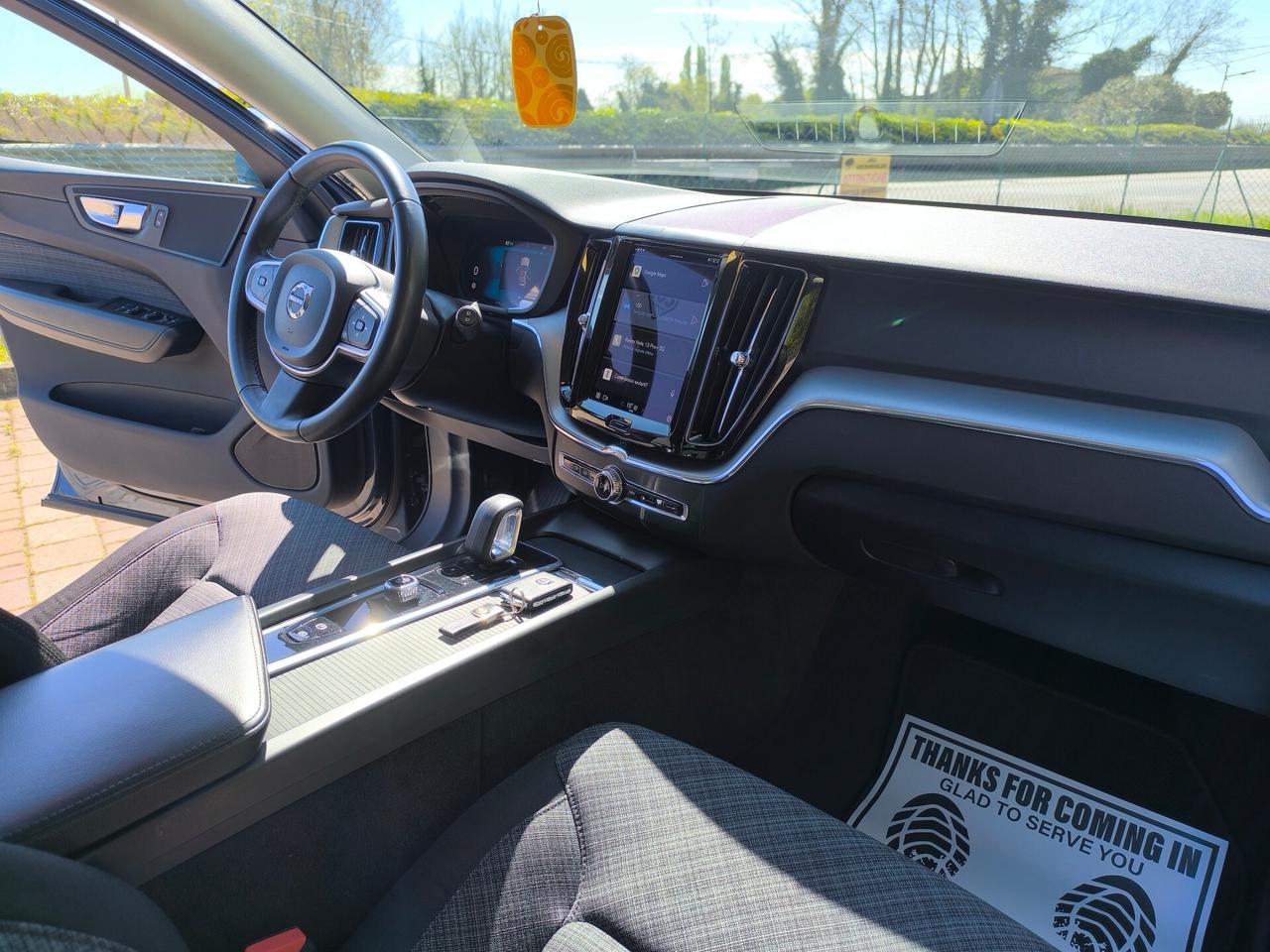 Volvo XC 60 XC60 B4 (d) AWD Geartronic Momentum Pro