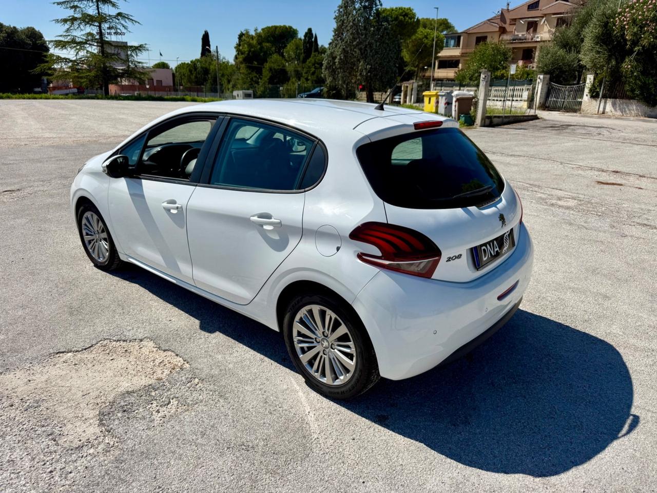 Peugeot 208 1.2 Benzina euro6B uniproprietà