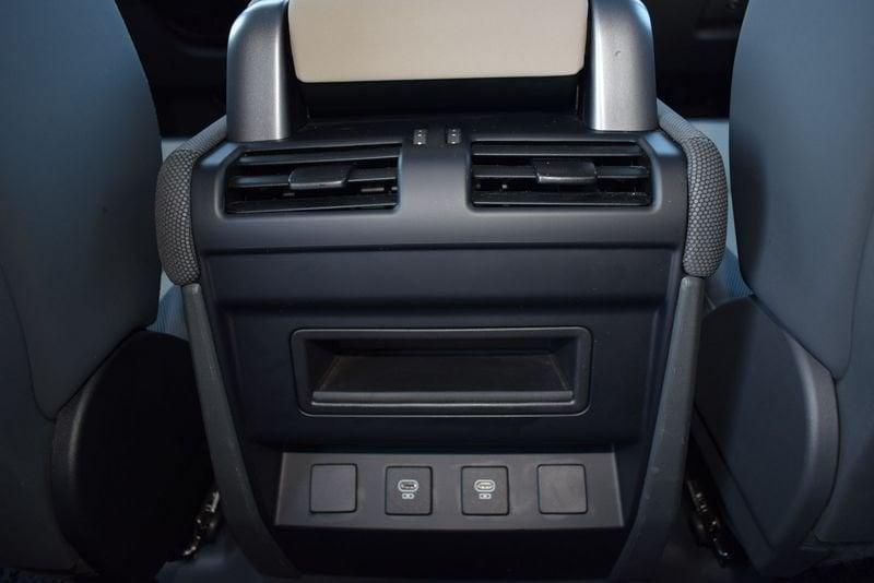 Land Rover Defender Defender 110 3.0D I6 250 CV AWD Auto X-Dynamic S