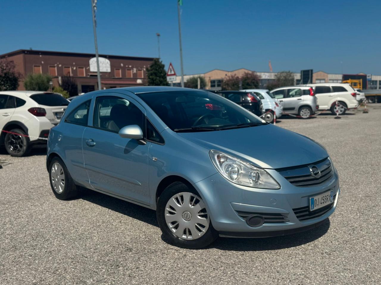 Opel Corsa 1.2 3 porte Sport