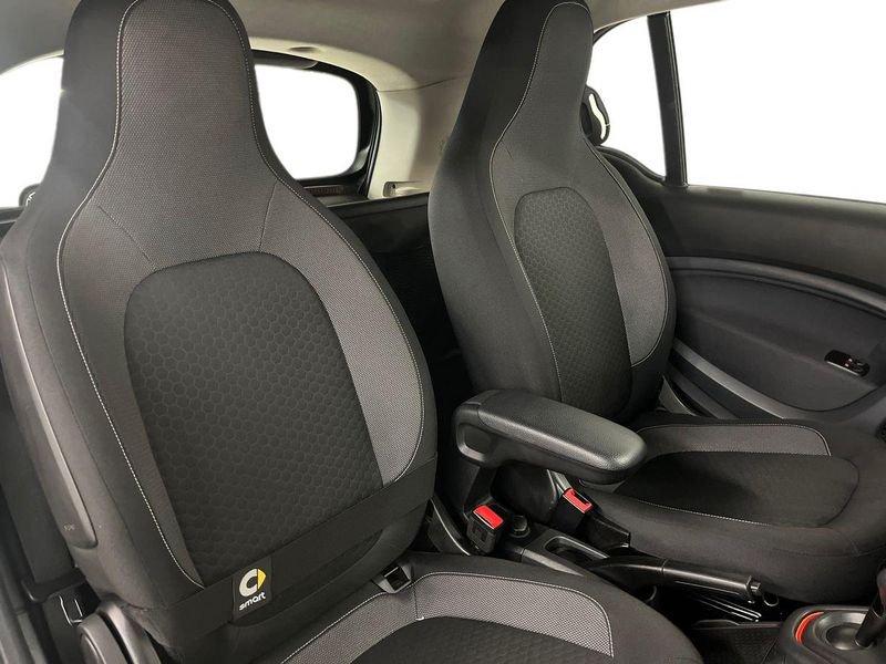 smart fortwo EQ Pulse 22kW