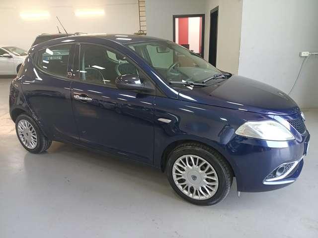 Lancia Ypsilon Ypsilon III 2015 1.2 Gold ecochic Gpl 69cv my16