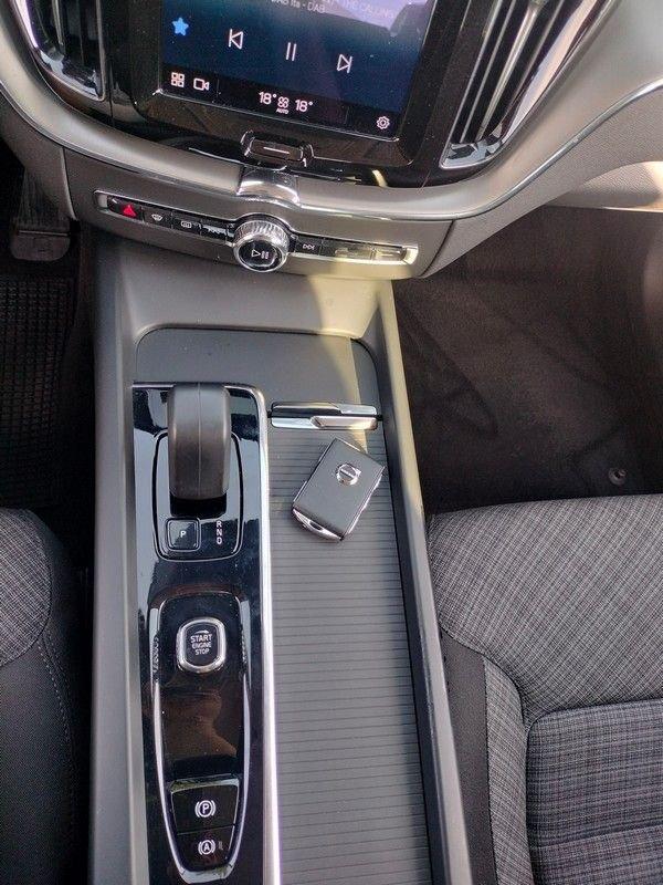 Volvo XC60 B4 automatico Core