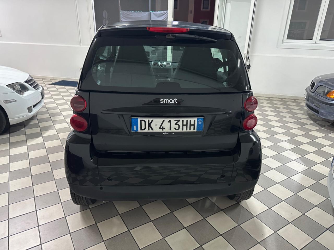 Smart ForTwo 1000 62 kW coupé passion