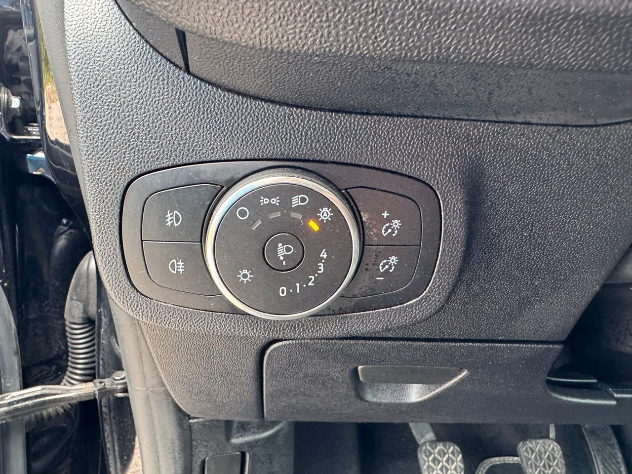 Ford Fiesta 1.1 75CV GPL Titanium NO VINCOLI FINANZIAMENTO - UNIPRO