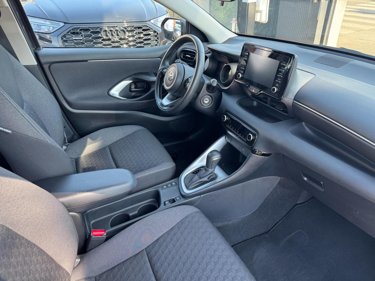 Toyota Yaris 1.5 HYBRID Trend KM CERTIFICATI