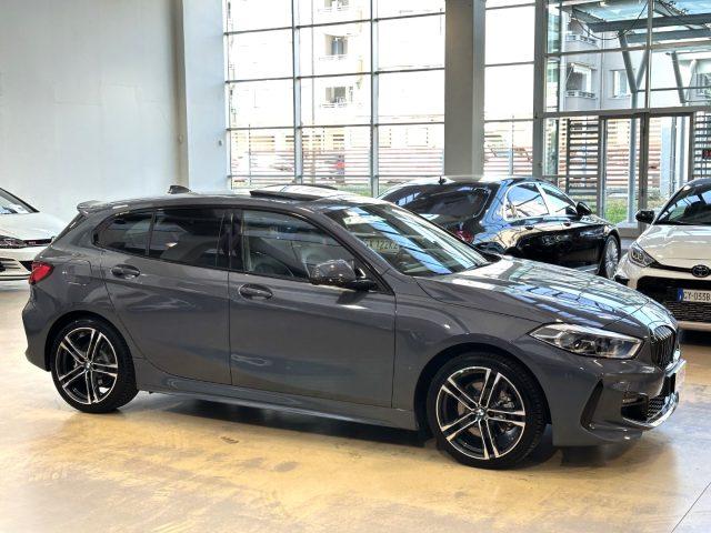 BMW 118 i Msport Auto - LED - 18" - Tetto - Carplay - Luci