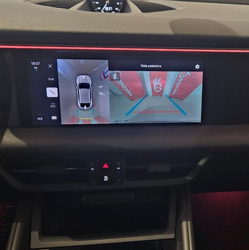 Porsche Macan 4