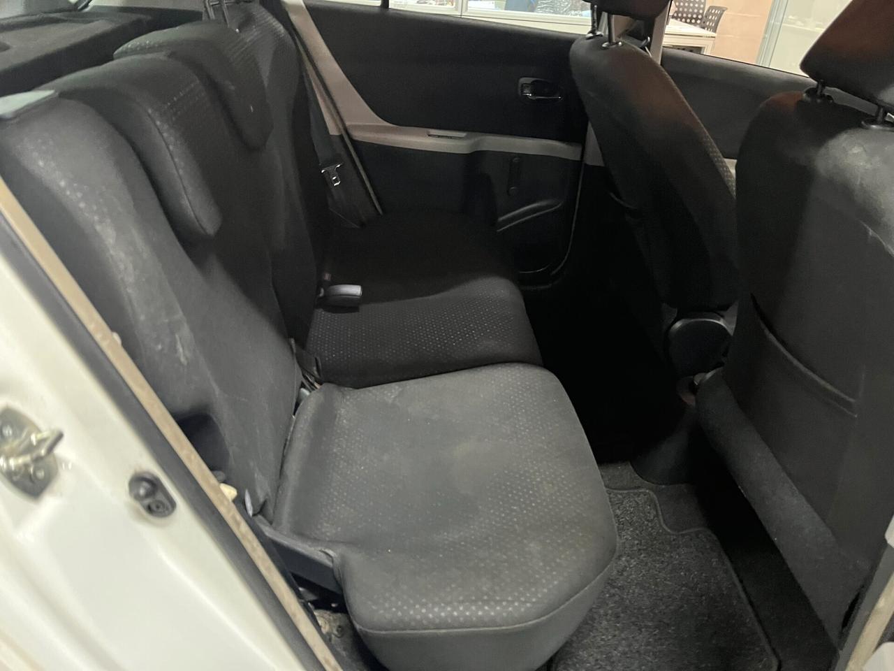 Toyota Yaris 1.3 5 porte