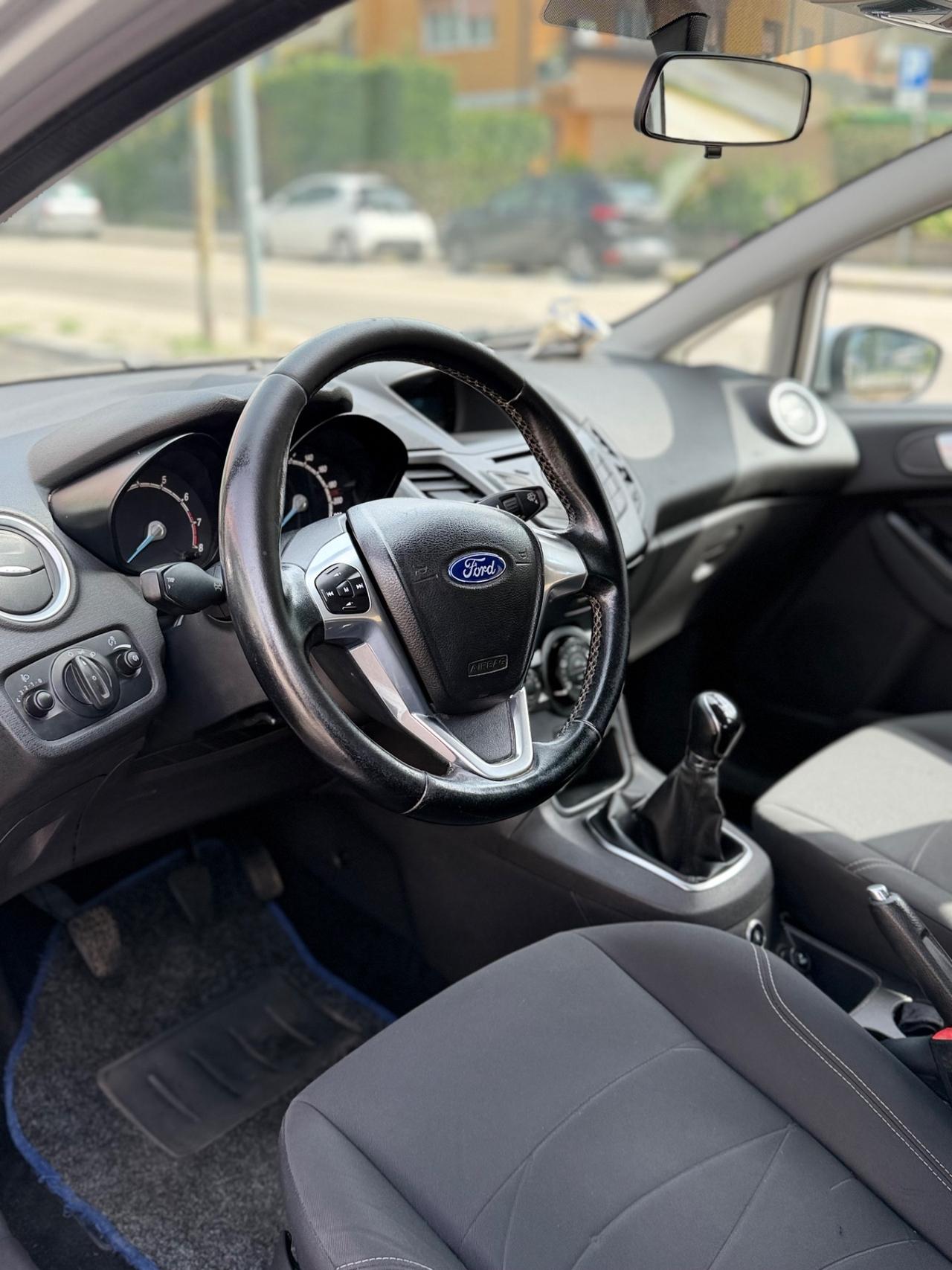 Ford Fiesta 1.4 5p. Bz.- GPL ok neopatentati