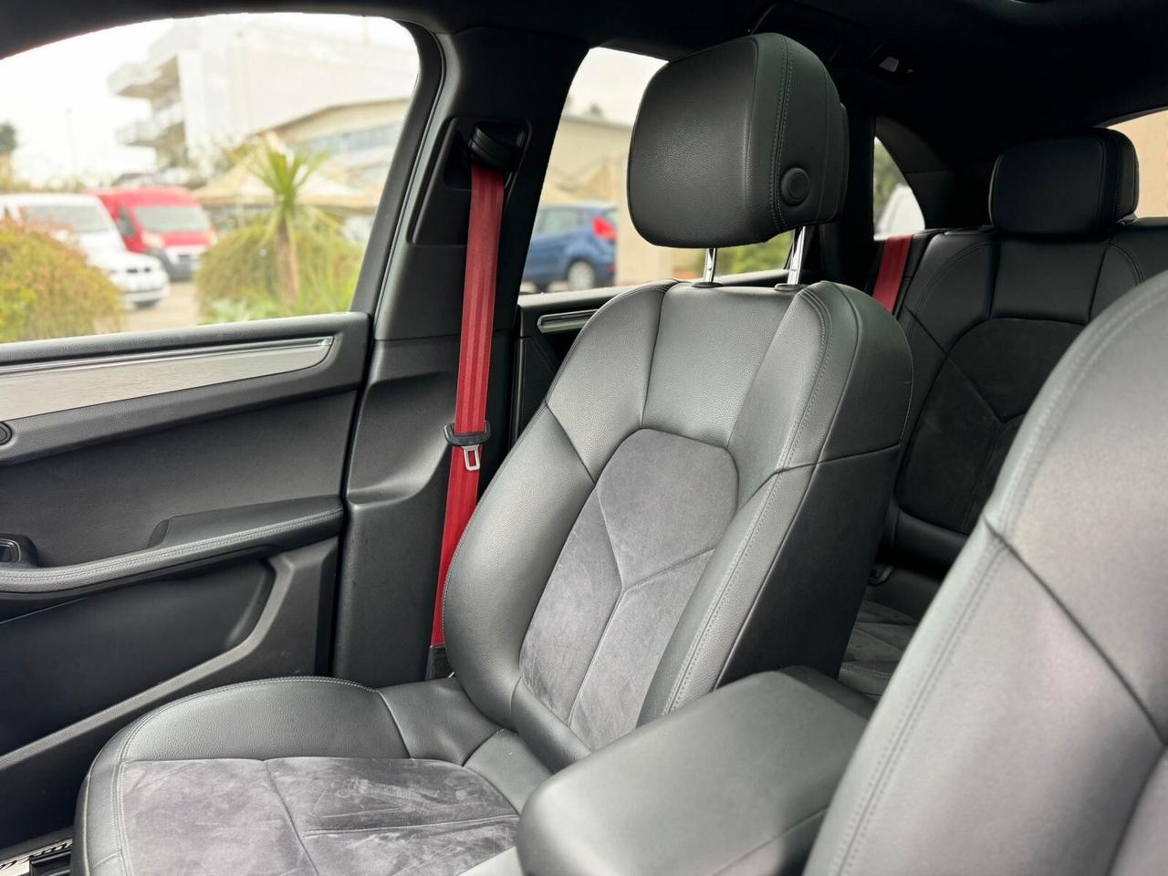 Porsche Macan 3.0 S Diesel TETTO APRIBILE