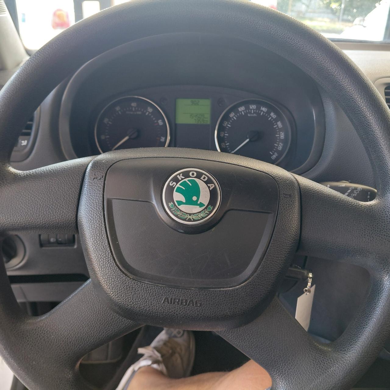 SKODA FABIA ANNO 2011 BZ 1.2 ADATTA NEOPATENTATI KM 154 MILA