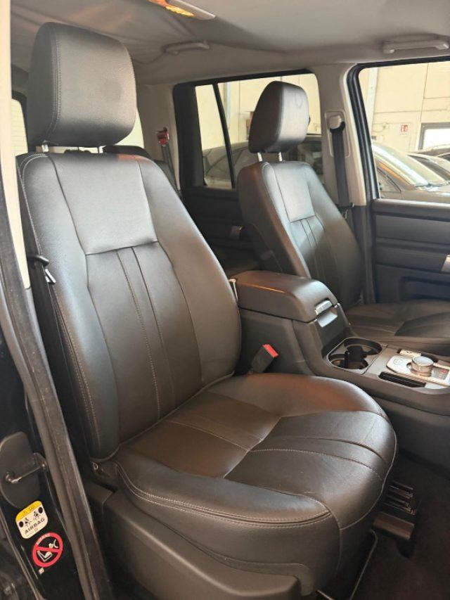 LAND ROVER Discovery 4 3.0 TDV6 211CV SE //AUTOCARRO//