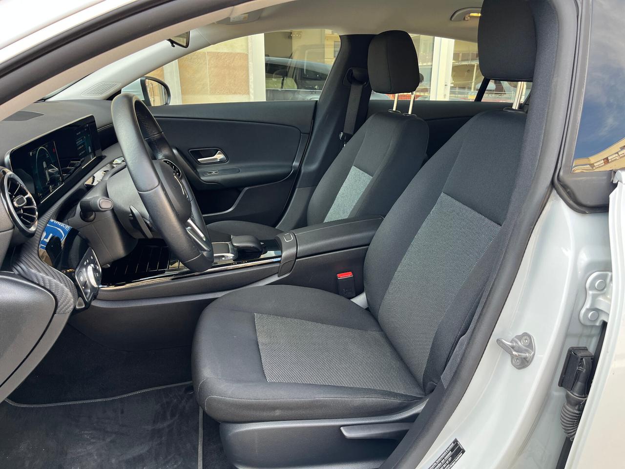 Mercedes-benz CLA 180 d Automatic Shooting Brake Business