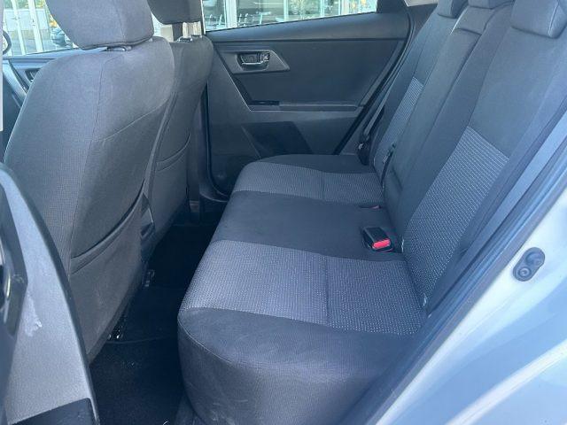 TOYOTA Auris Touring Sports 1.4 D-4D Lounge
