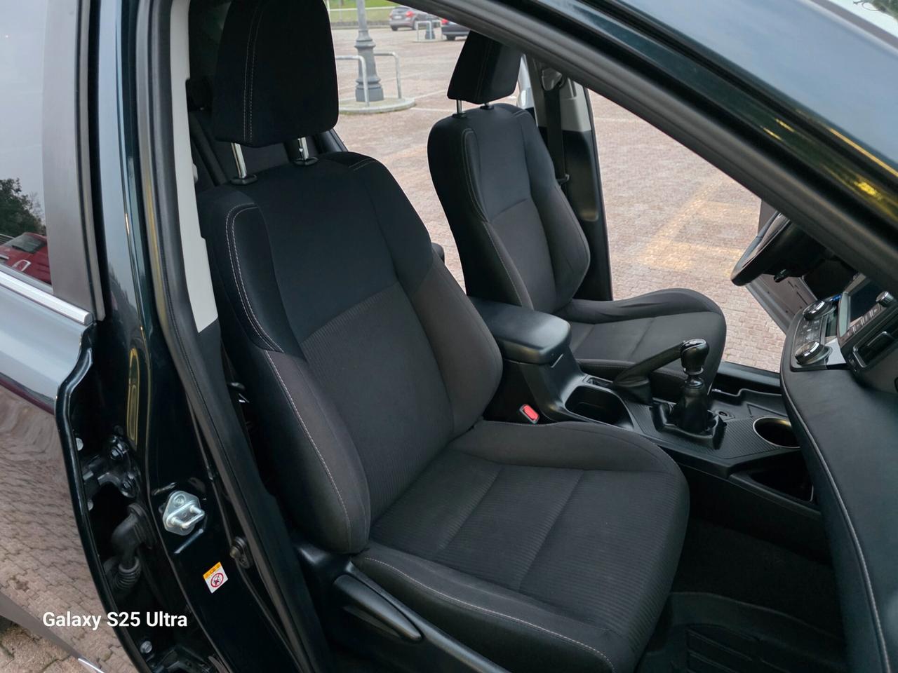 RAV4 2.0 D-4D 4WD Lounge valuto usato scambio