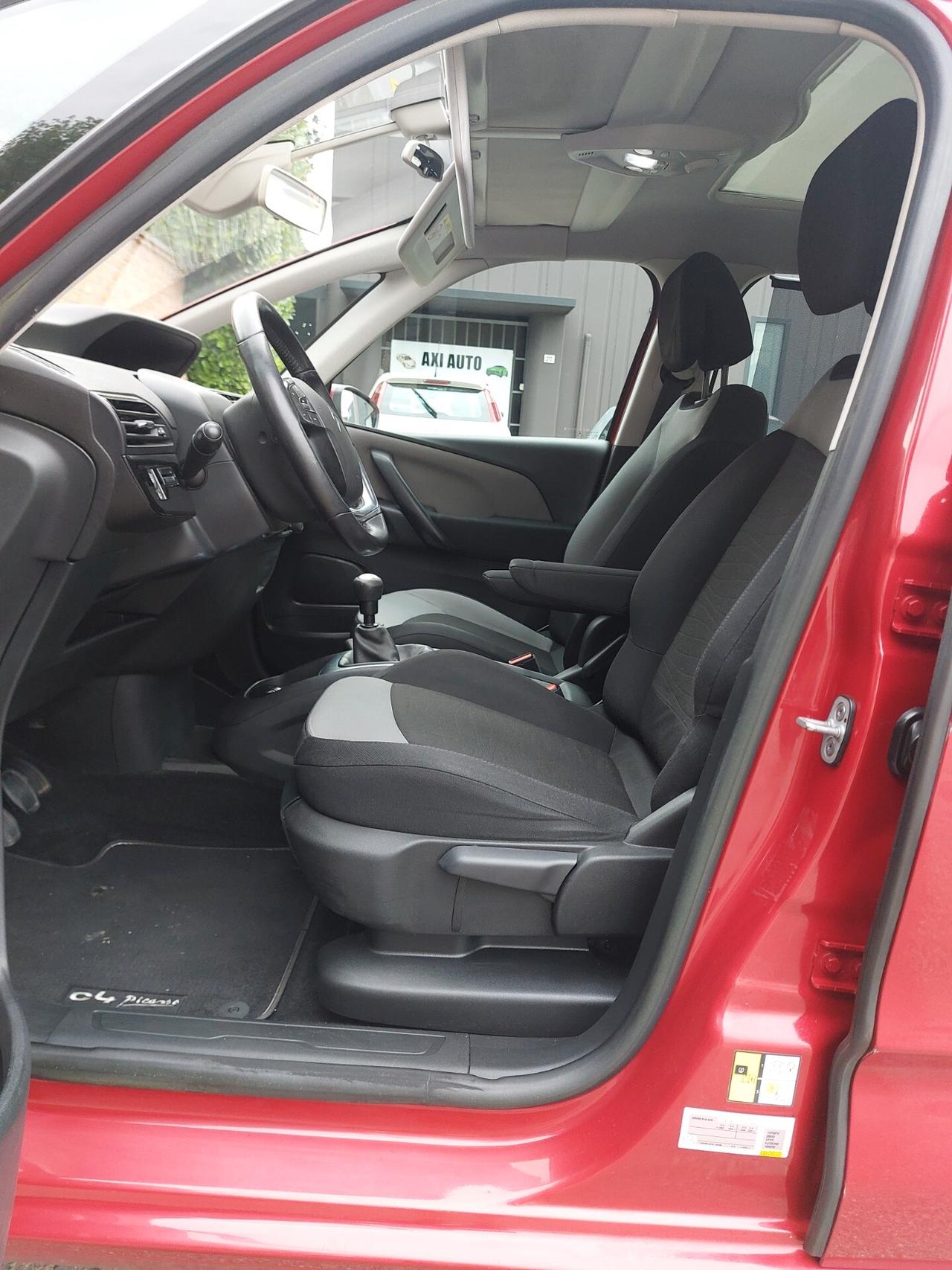 Citroen C4 1.6HDi 115 Exclusive neopatentati anno 2015