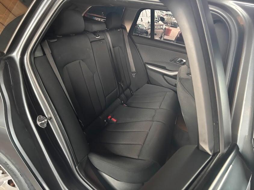 Bmw 318i Touring BUSINESS ADVANTAGE 156CV