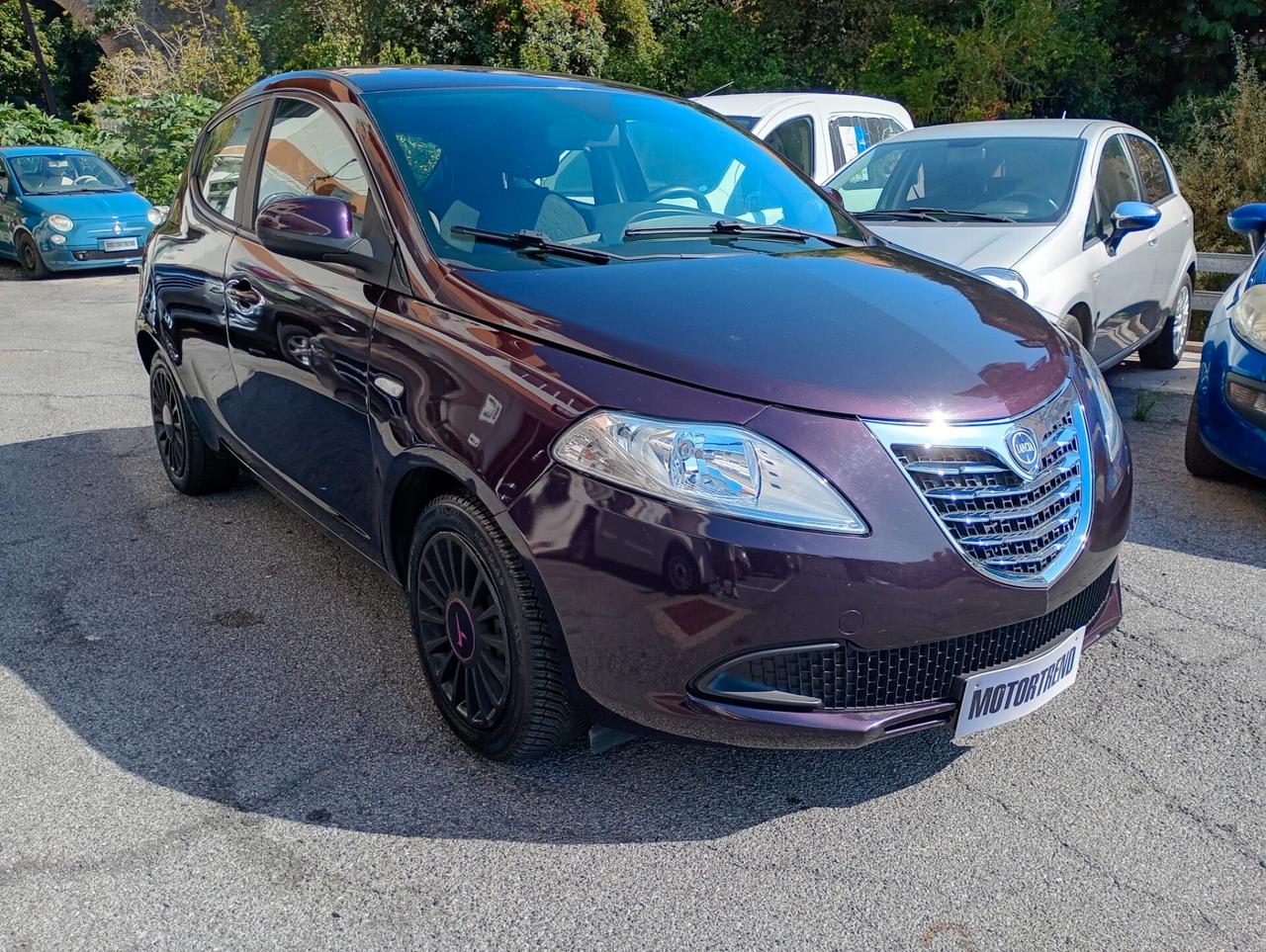 Lancia Ypsilon 1.2 69 CV 5 porte Elefantino