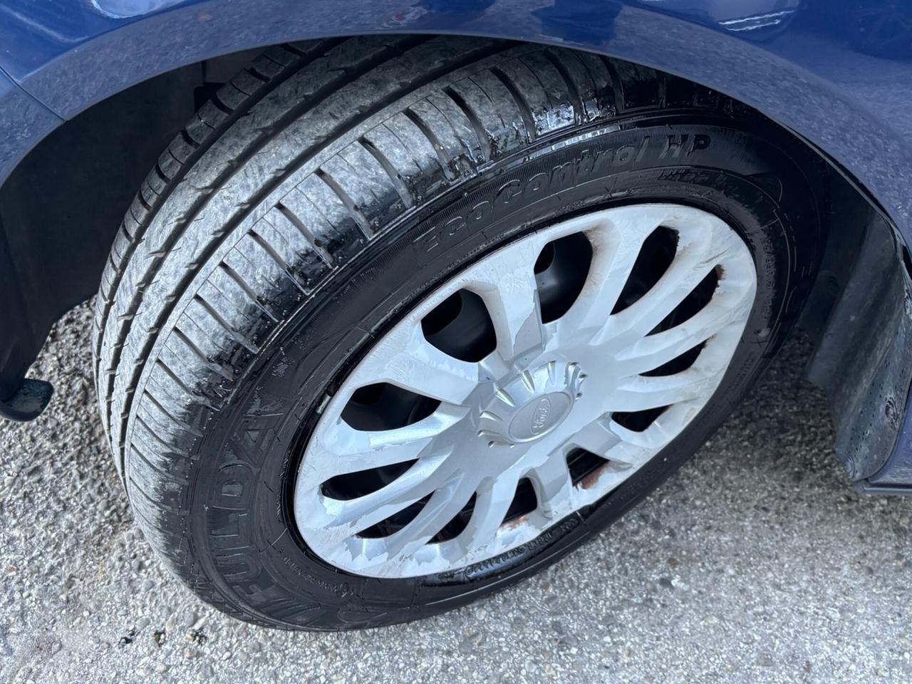 Ford B-Max 1.0 benzina OK NEOPATENTATI