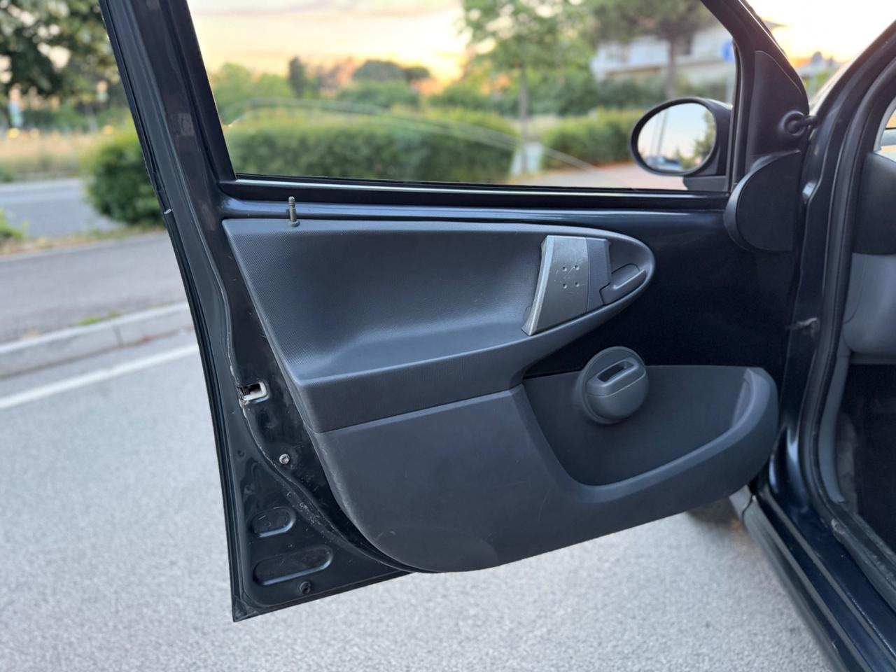 Citroen C1 1.0 5 porte BAC1 Neopatentati