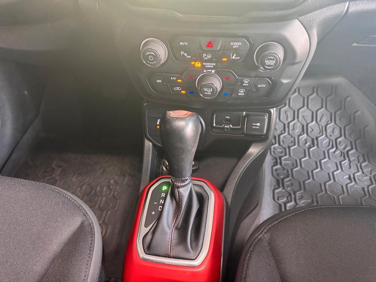 Jeep Renegade 2.0 Mjt 170CV 4WD Active Drive Low Trailhawk