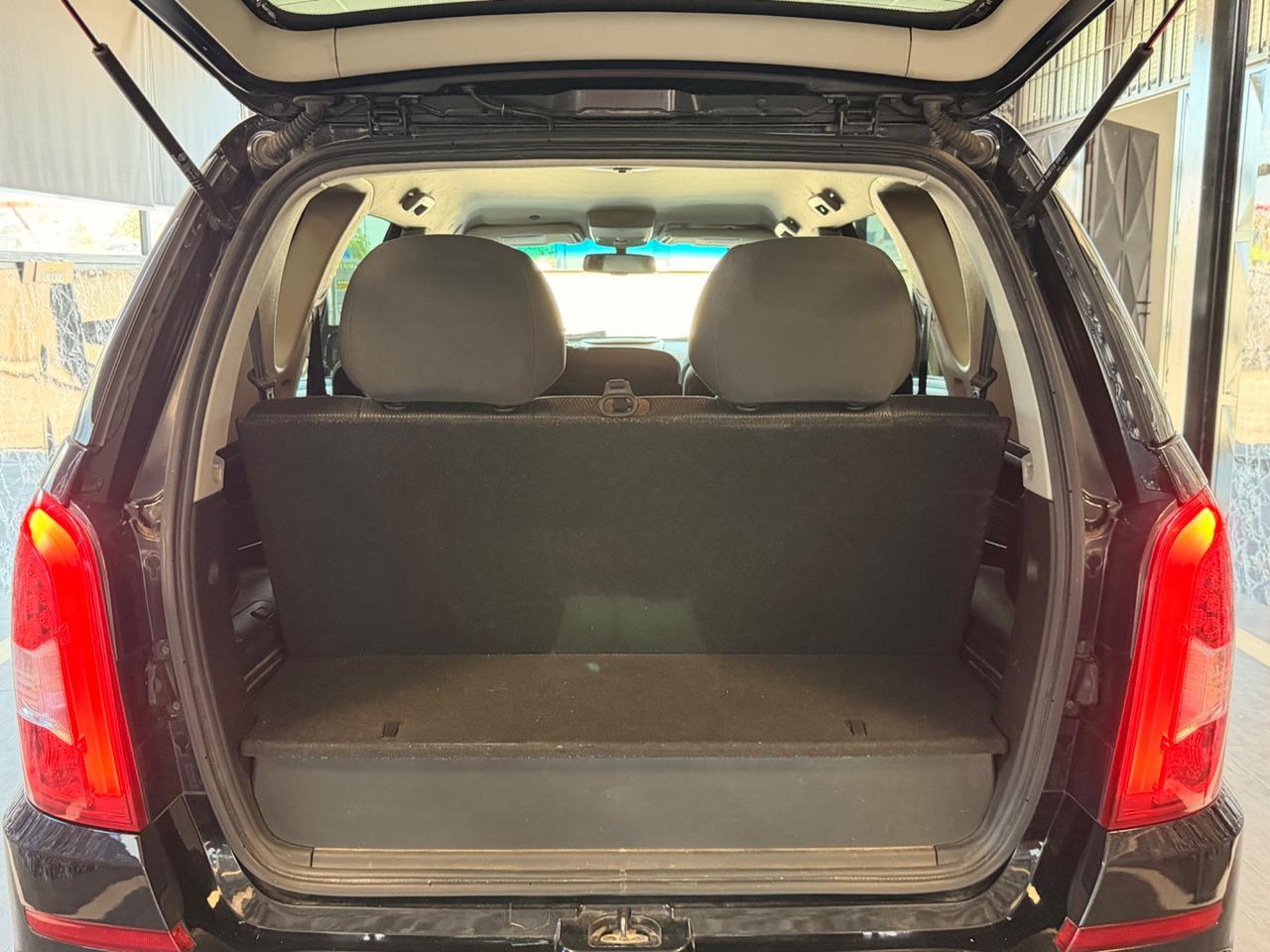 Ssangyong Rexton W 2.0 Xdi 4WD A/T Top