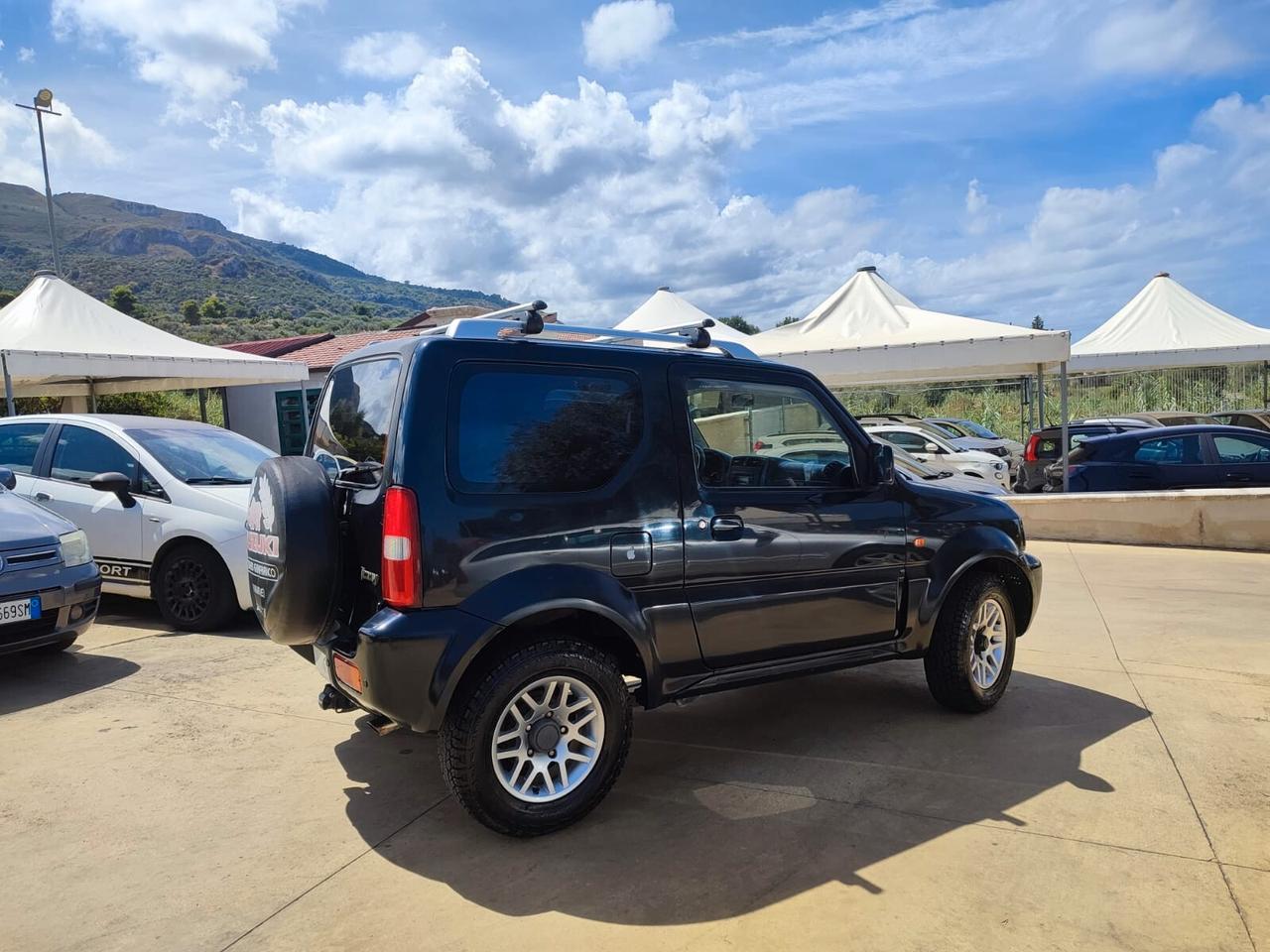 Suzuki Jimny 1.3i 16V cat 4WD JLX