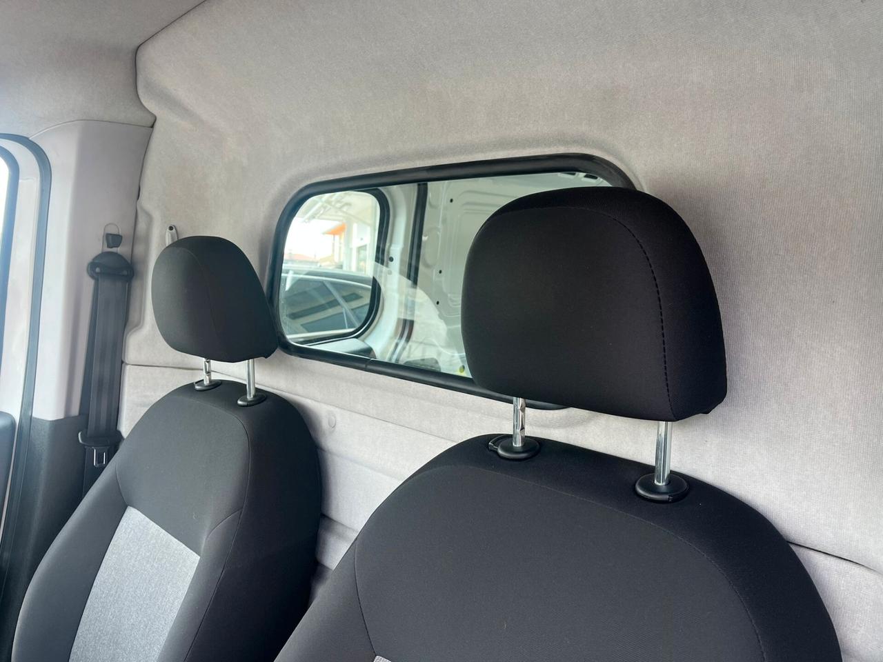 Fiat Doblò 1.6 MJT 105CV PL-TN Cargo Maxi Lamierato SX