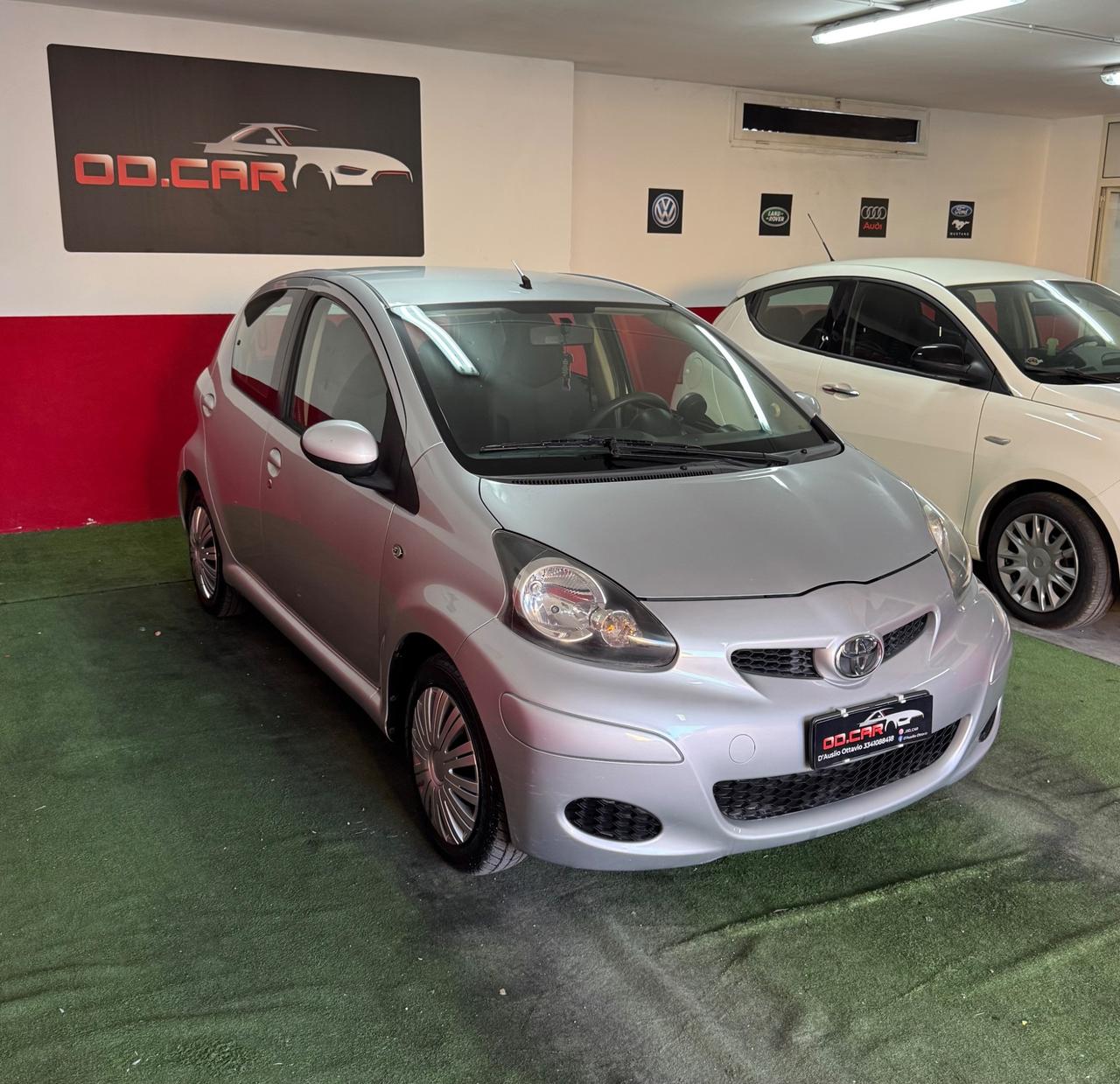 Toyota Aygo 1.0 12V VVT-i 5 porte Sol