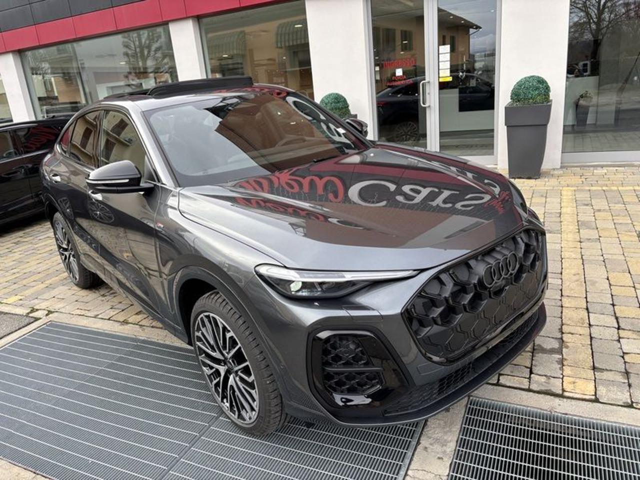 Audi Q5 SPB 40 TDI 204 CV quattro S tronic Identity Black