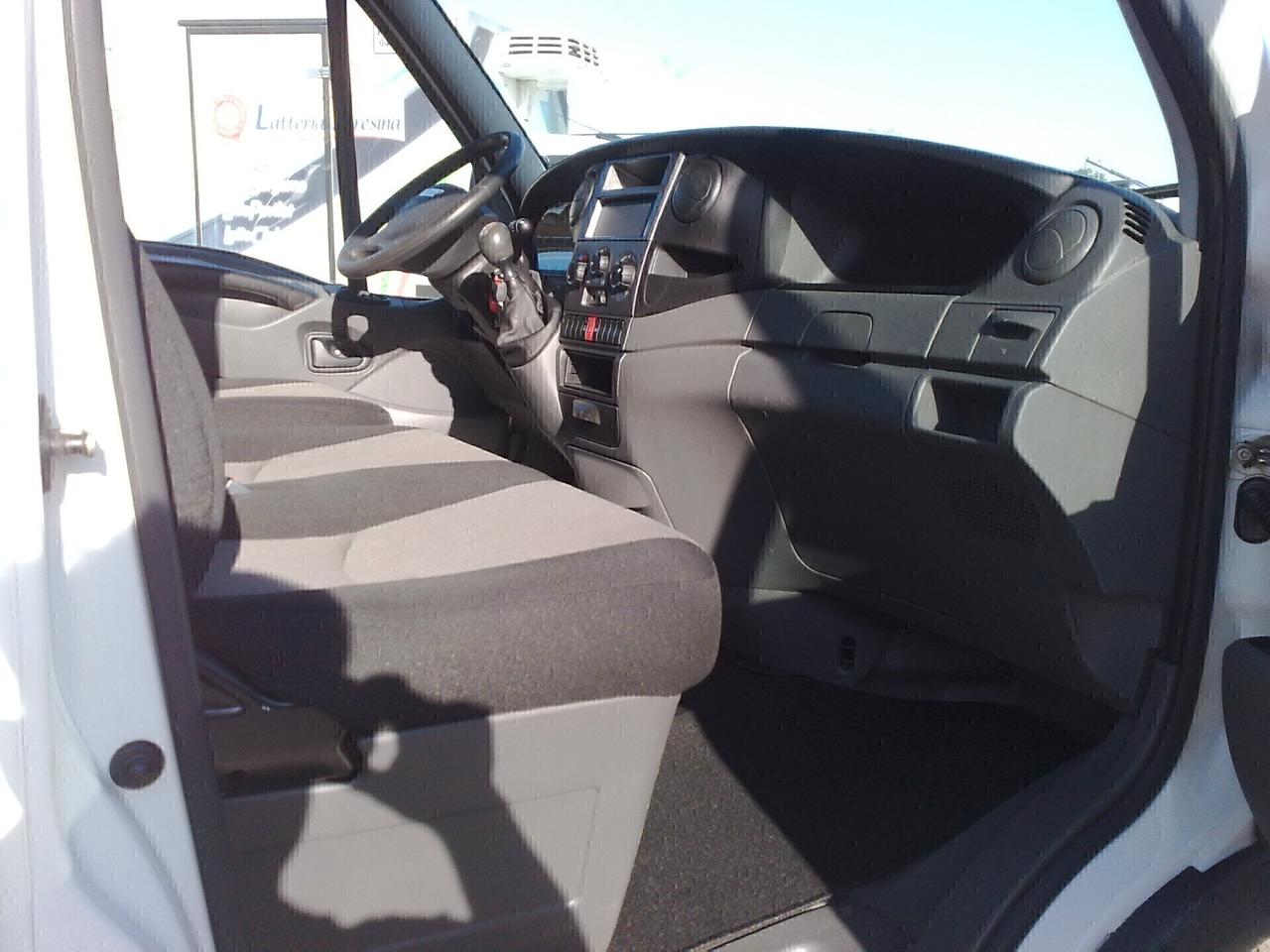Iveco Daily 35c13 2.3hpt CENTINATO - 2013