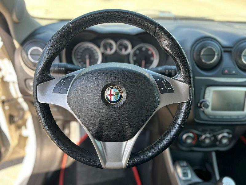 Alfa Romeo MiTo 1.3 JTDM 85CV SES DISTINCTIVE