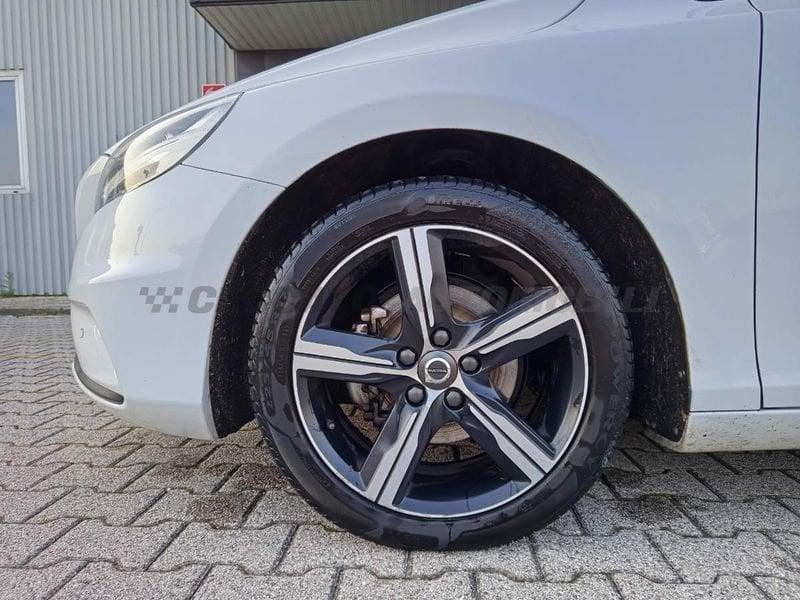 Volvo V40 V40 2.0 d2 R-design my19