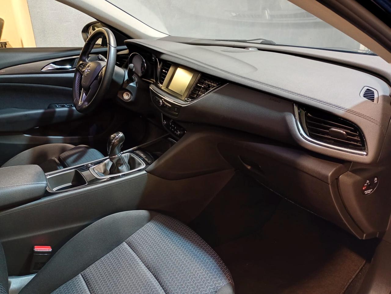 Opel Insignia Station Wagon 174CV Business – Prezzo Promo €9.900