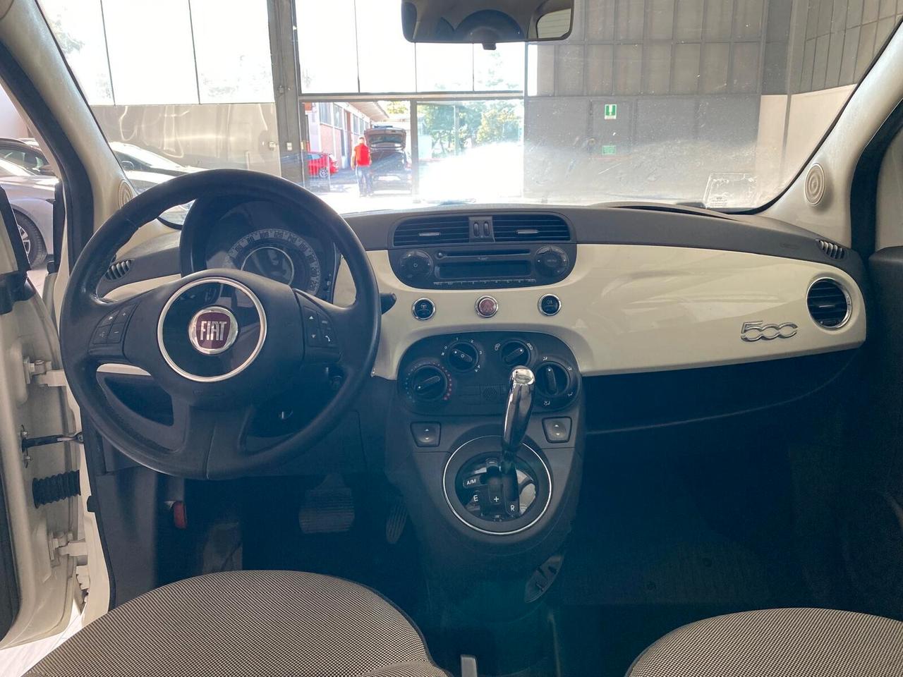 FIAT 500 1.2 LOUNGE 69CV - CAMBIO AUTOMATICO, TETTO, NEOPATENTATI