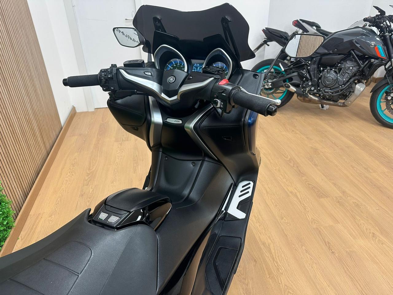 YAMAHA TMAX T MAX T-MAX 530 DX 2019 - DA 129€ AL MESE