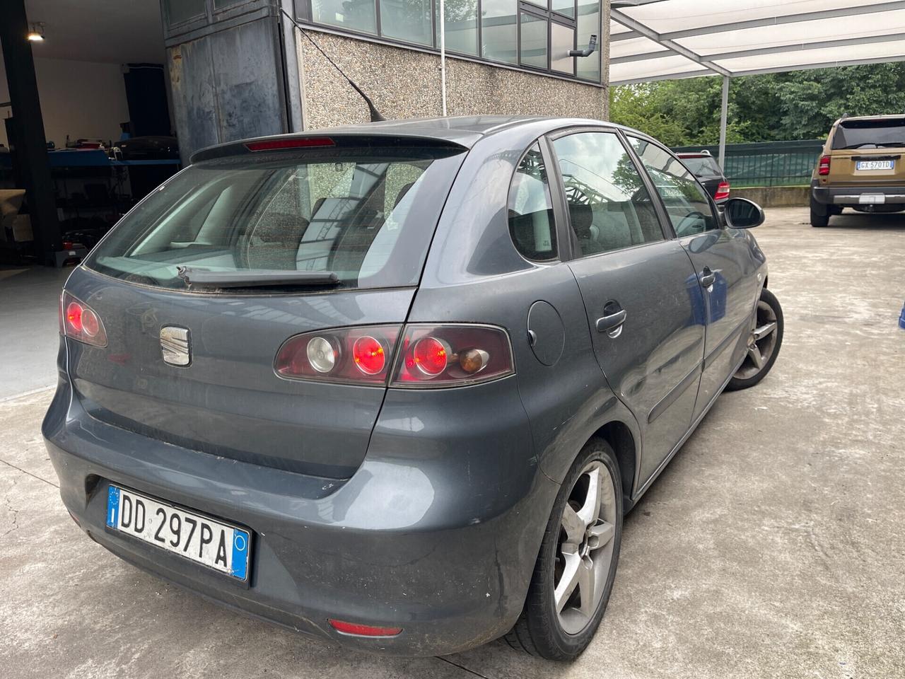 SEAT IBIZA DUAL 1.4 BENZINA-GPL EURO4 85CV NEOPATENTATI