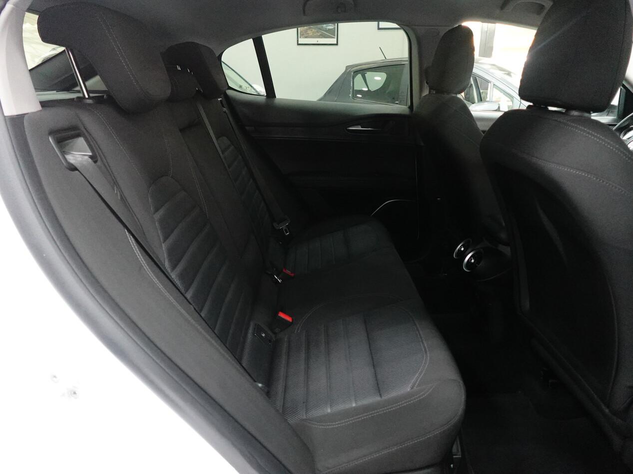 Alfa Romeo Stelvio 2.2 MJT 190 CV AT8 Q4 BUSINESS