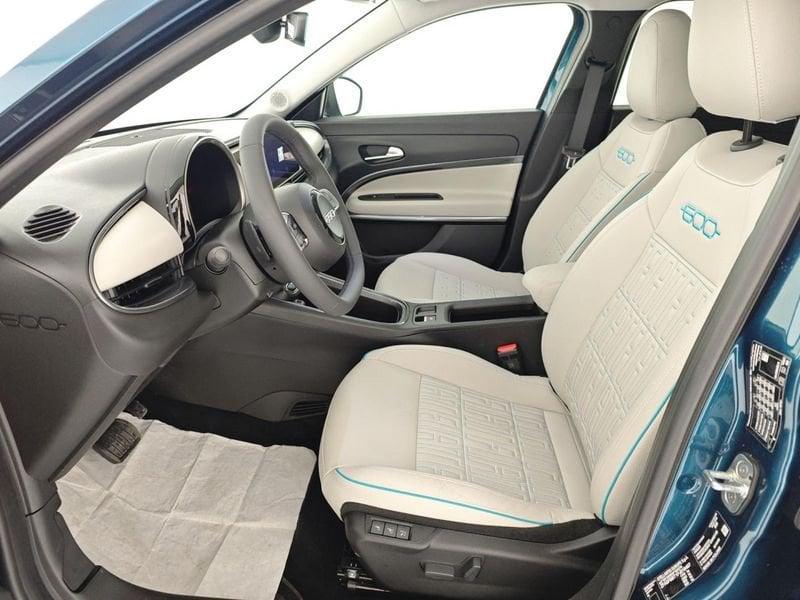 FIAT 600 Hybrid 110 CV DCT MHEV La Prima