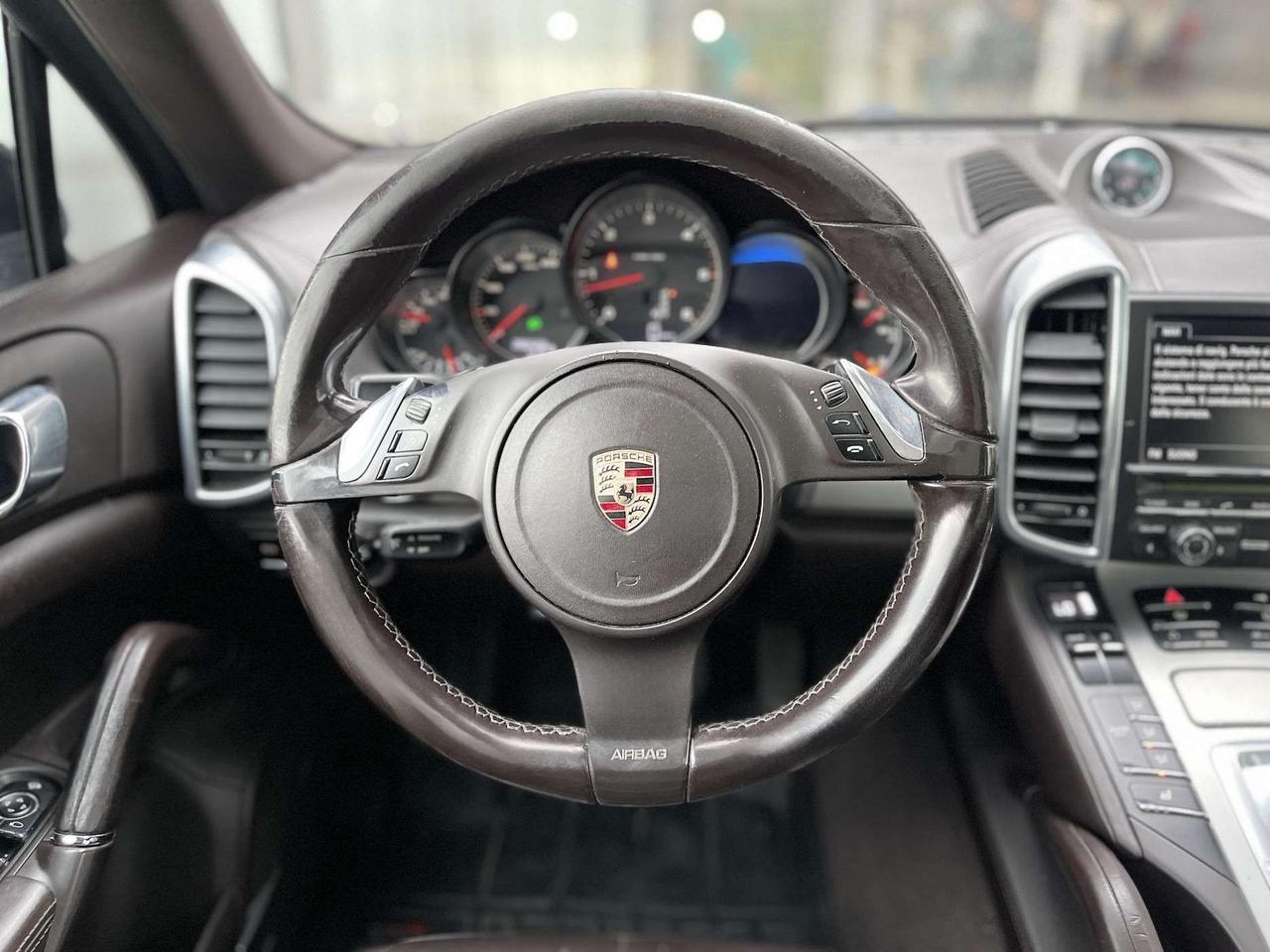 Porsche Cayenne 3.0 Diesel 240CV E5 - 2011