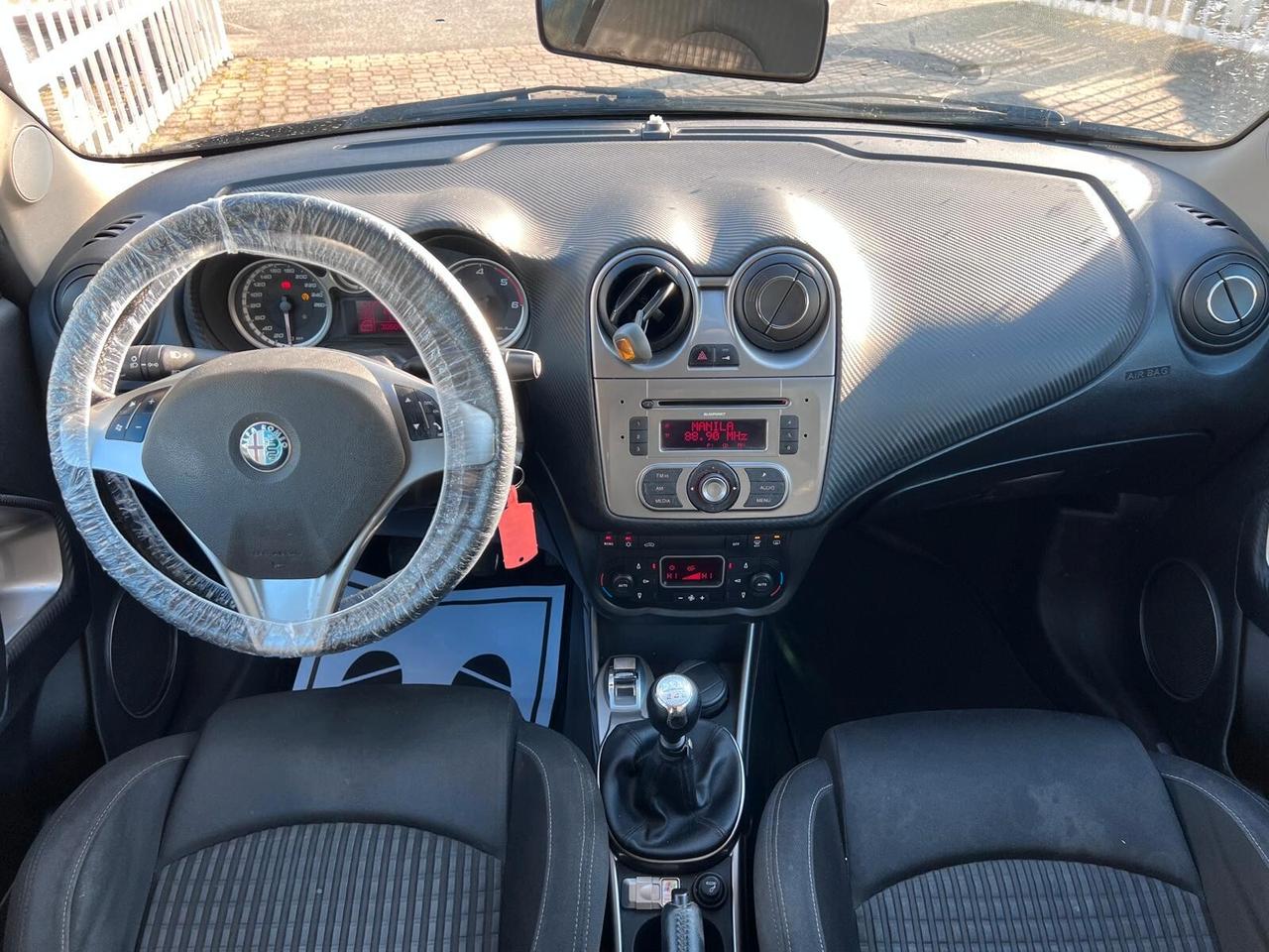 Alfa Romeo MiTo 1.6 JTDm 16V Distinctive Sport Pack