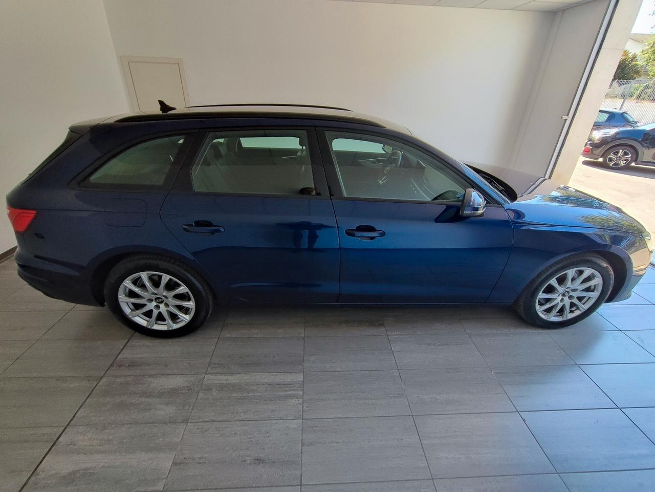 Audi A4 Avant 35 TDI/163 CV S tronic line edition